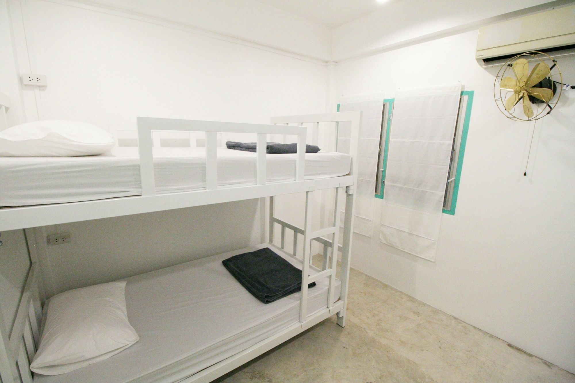 Hello Hostel Pakcsong Kültér fotó